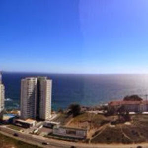 Meet your Posher, Gloria maria